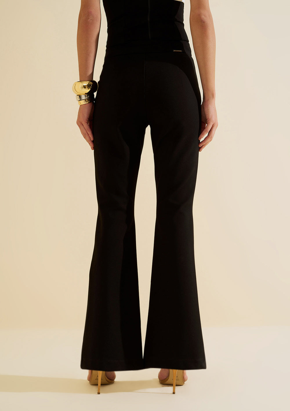 Pantalón Flare Tiro Alto