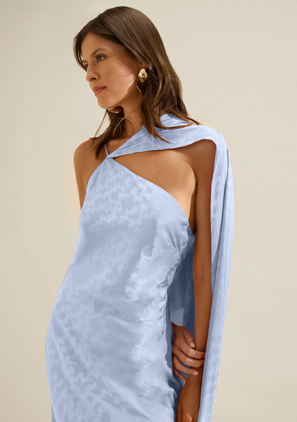 Vestido Midi Ajustado Un Hombro Sin Mangas