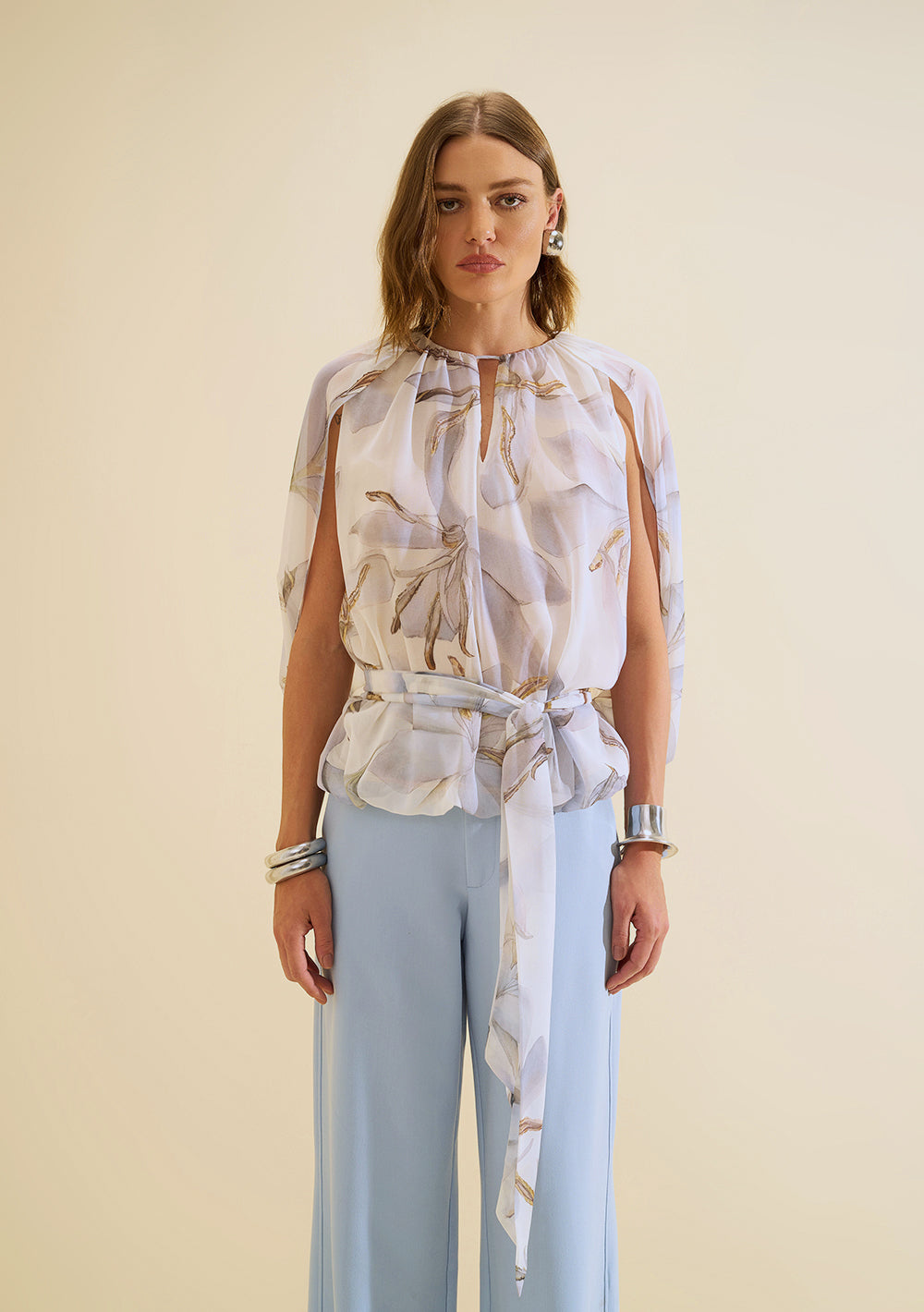 Blusa Suelta Escote en V Mangas Largas