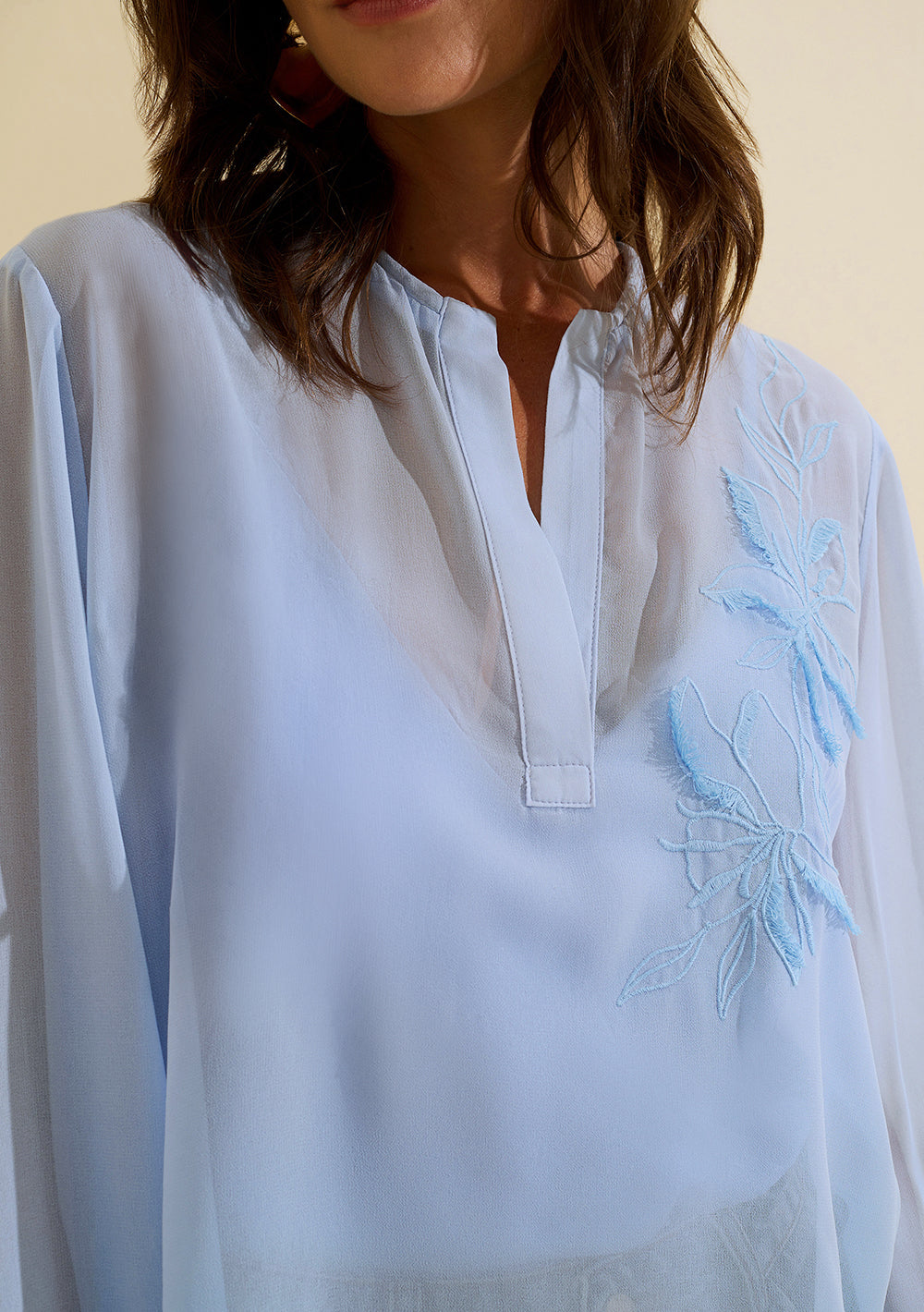 Blusa Suelta Escote en V Mangas Largas