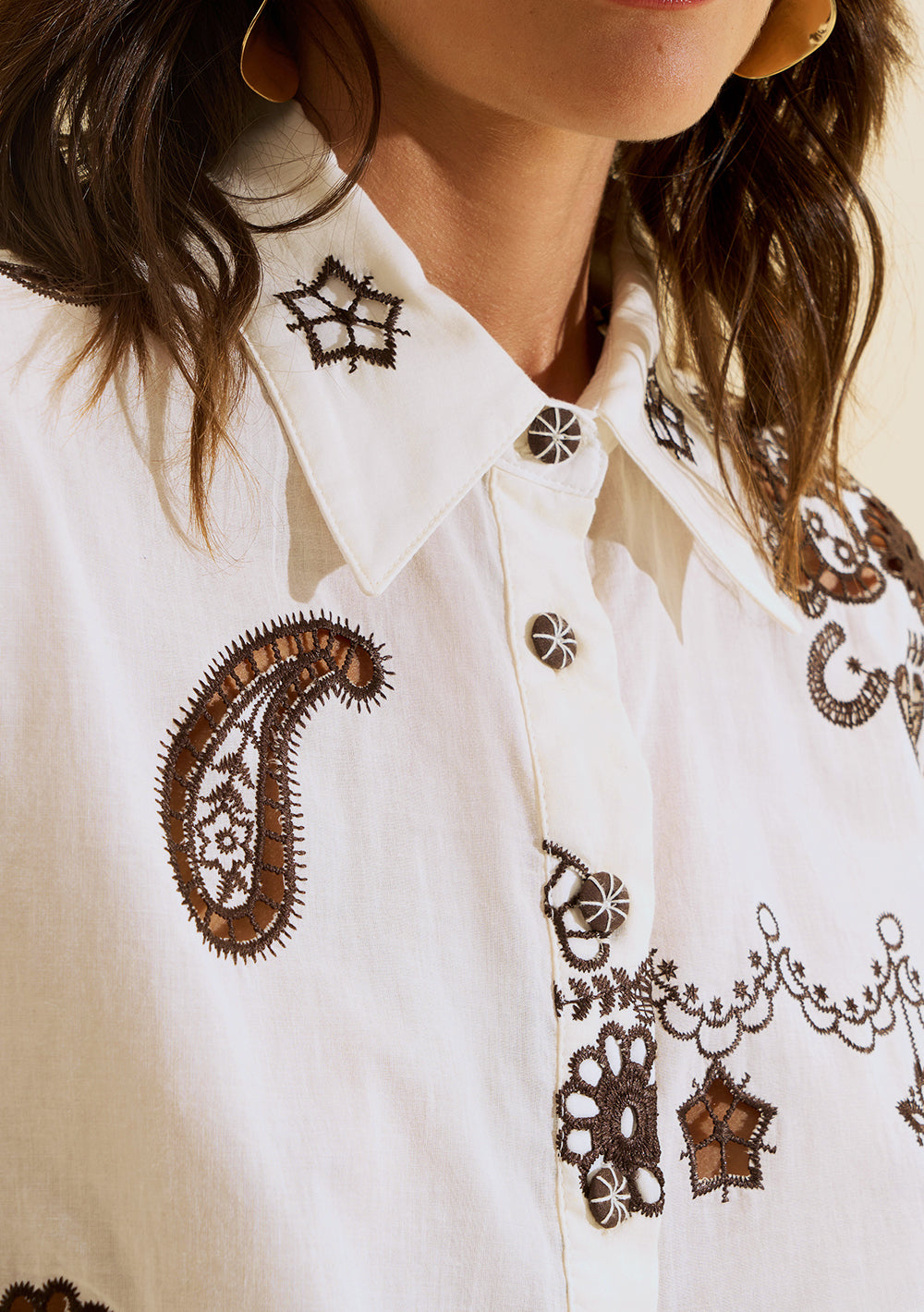 Camisa Suelta Cuello Clásico Mangas Cortas