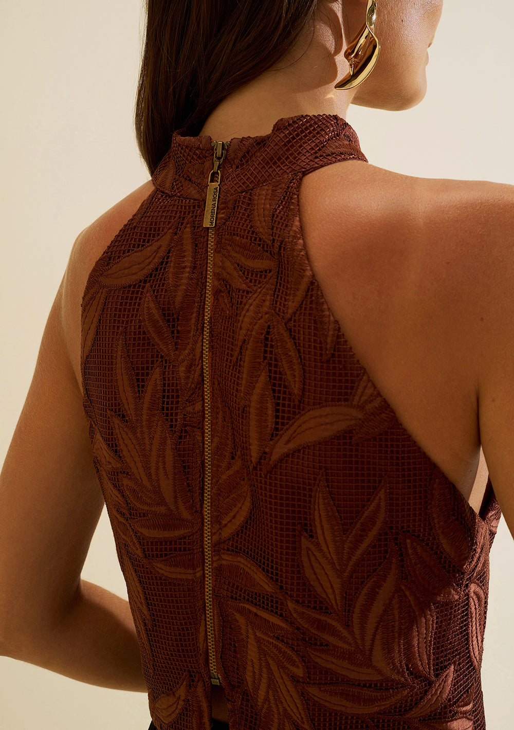 Top Cuello Alto Sin Tirantes