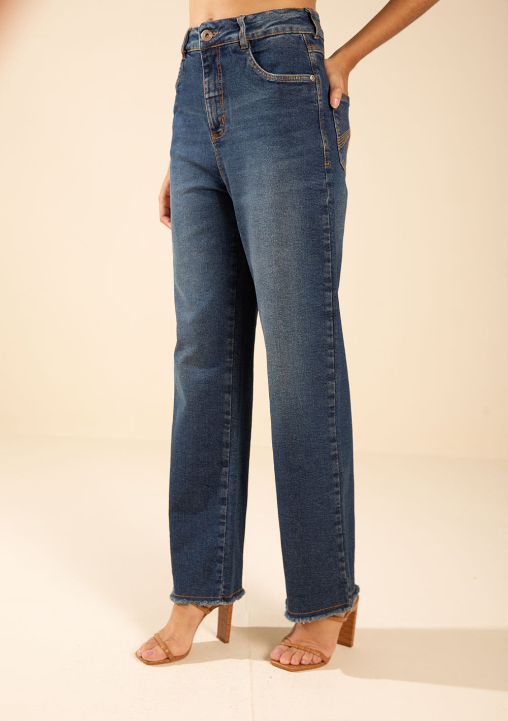Jeans Wide Tiro Alto
