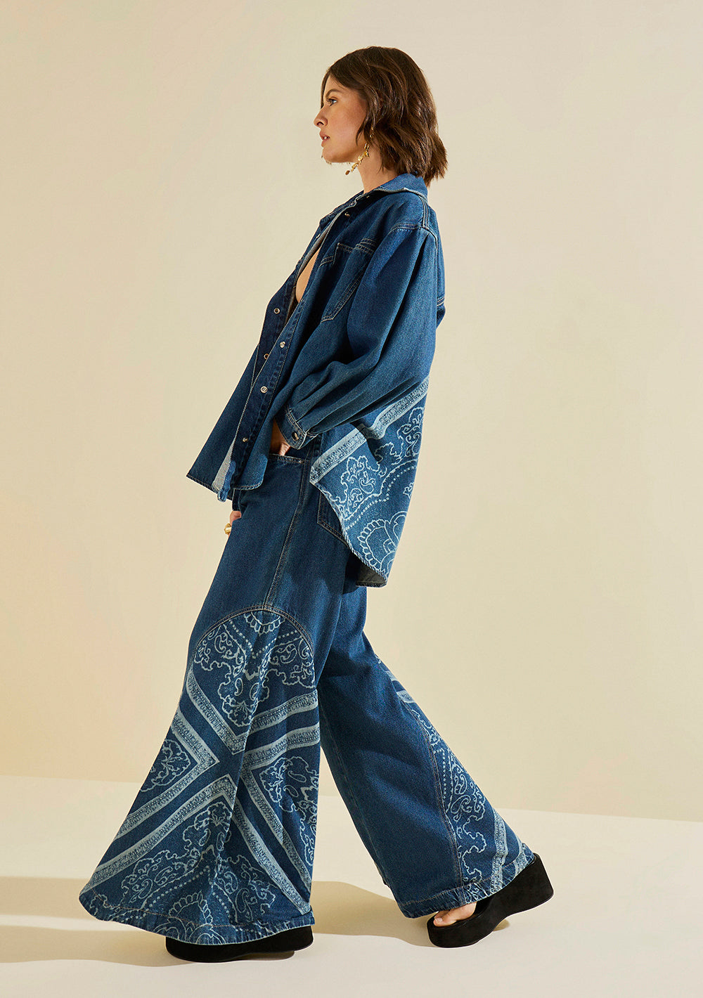 Camisa Suelta Jeans Mangas Largas