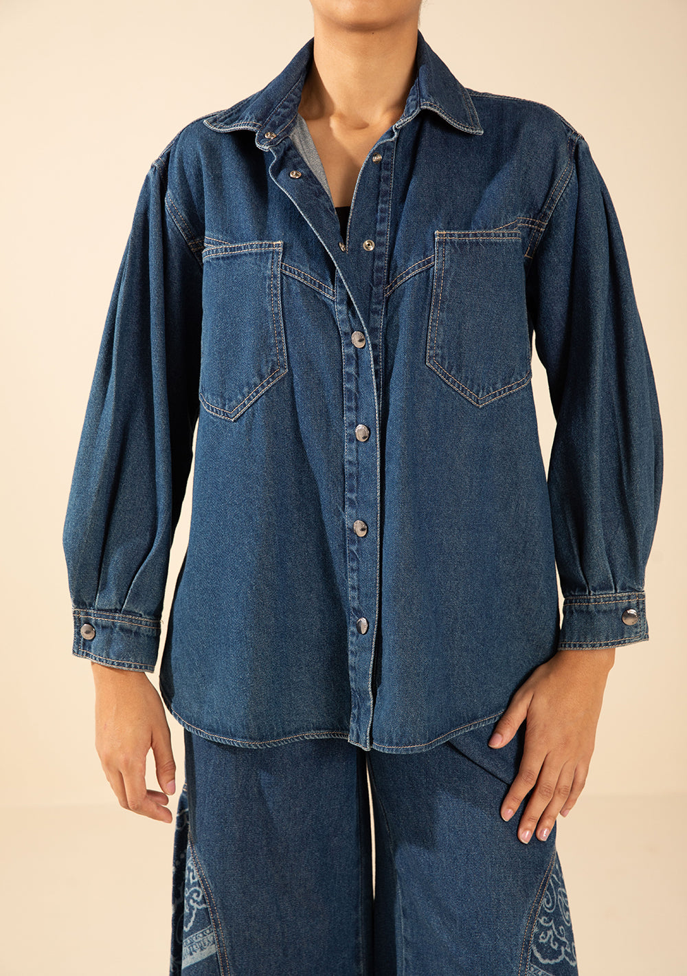 Camisa Suelta Jeans Mangas Largas