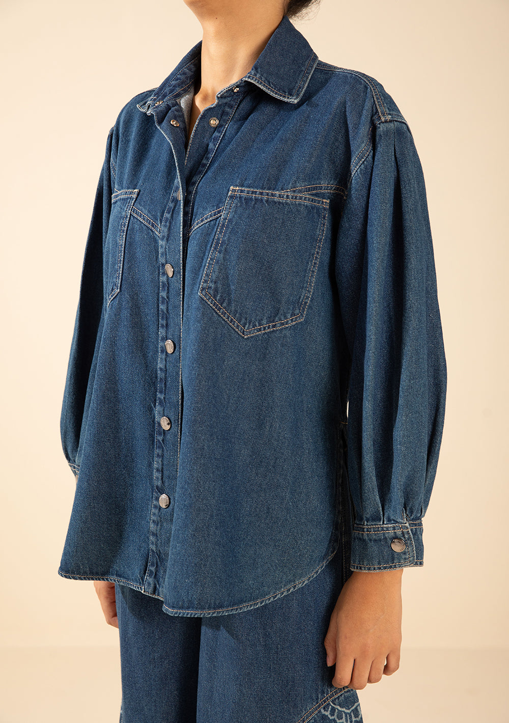 Camisa Suelta Jeans Mangas Largas