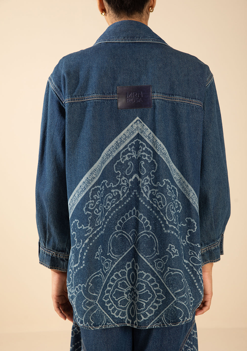 Camisa Suelta Jeans Mangas Largas