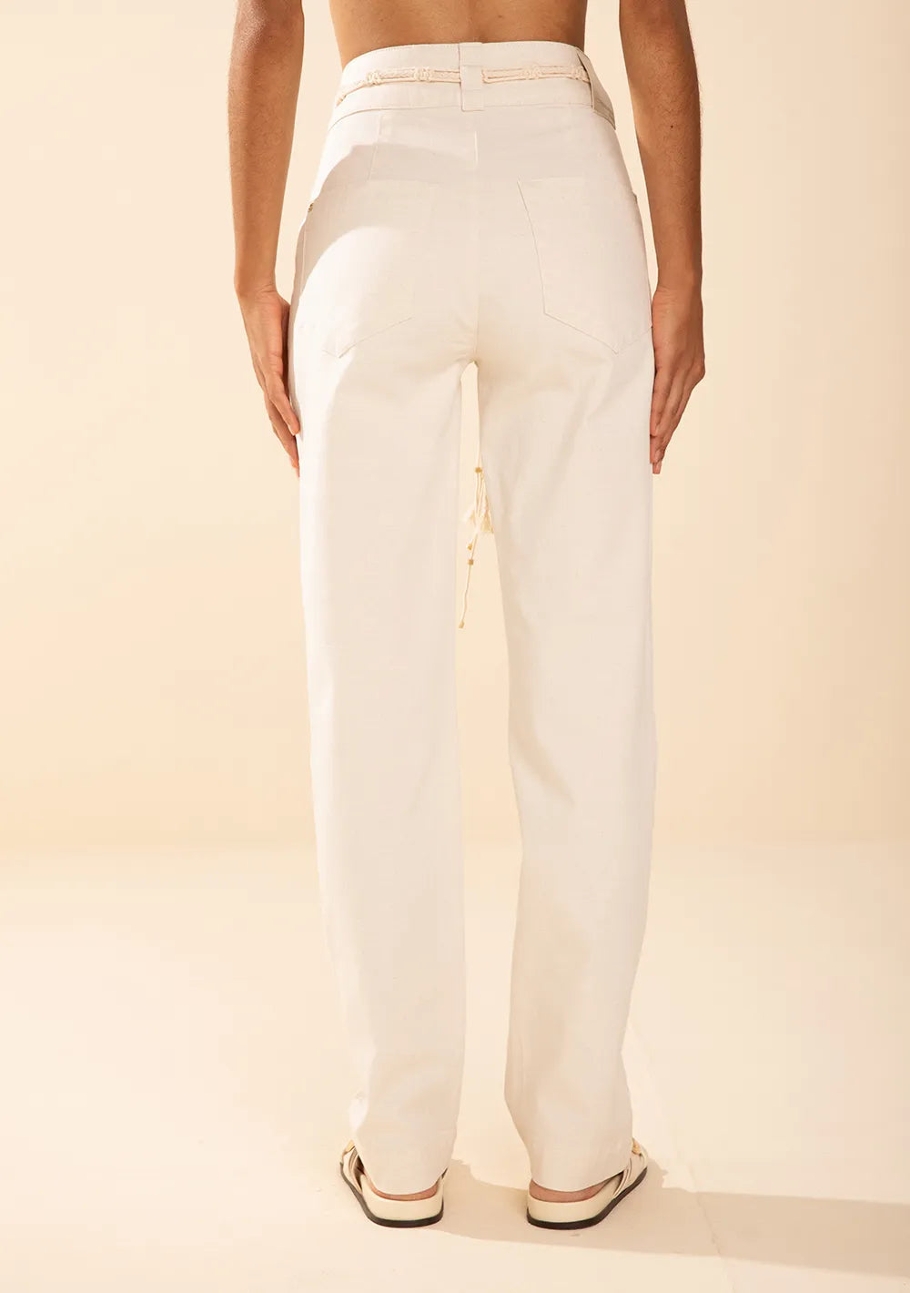 Pantalón Recto Tiro Medio