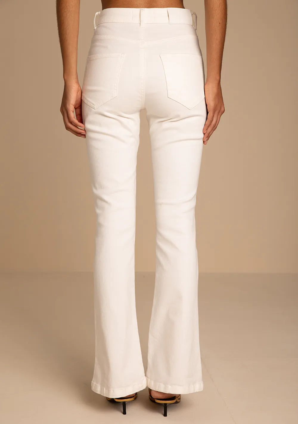 Pantalón Boot Cut Tiro Alto