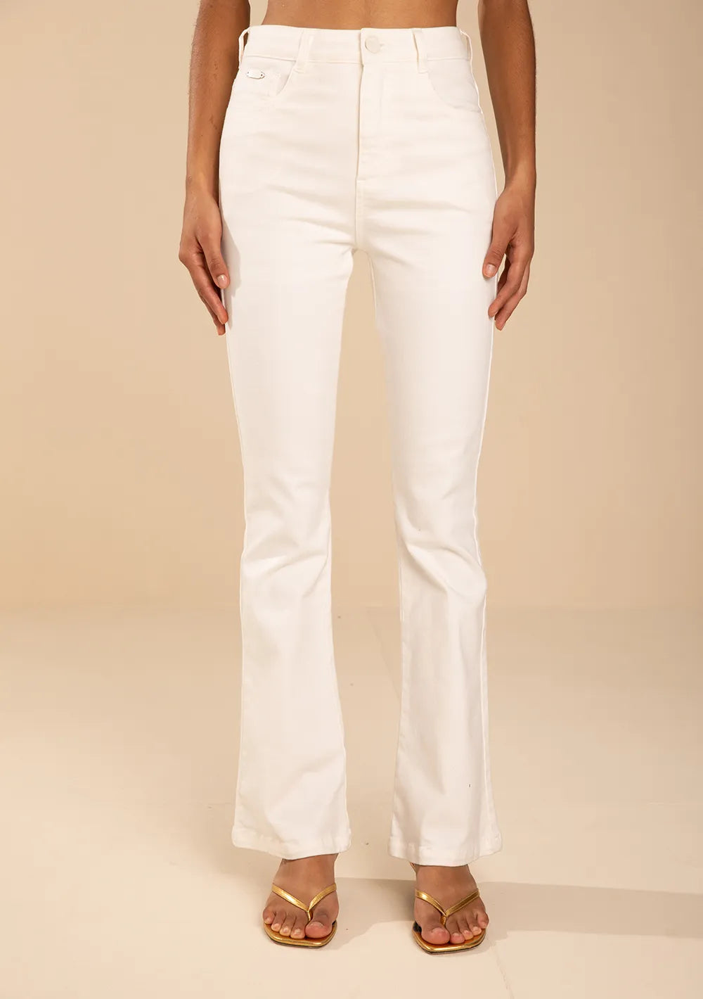 Pantalón Boot Cut Tiro Alto