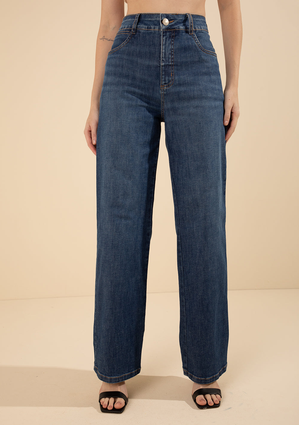 Jeans Wide Tiro Medio