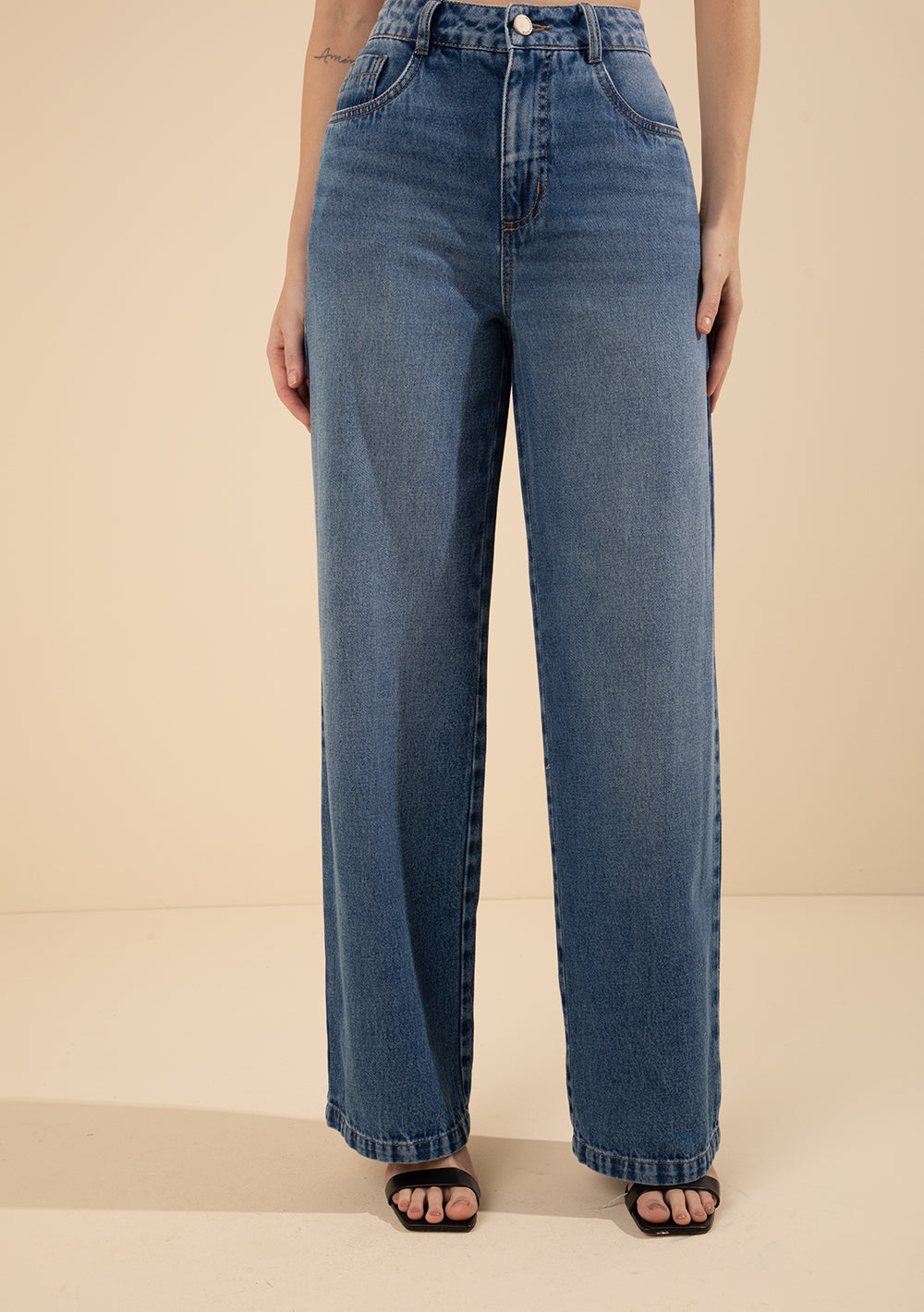 Jeans Wide Tiro Alto