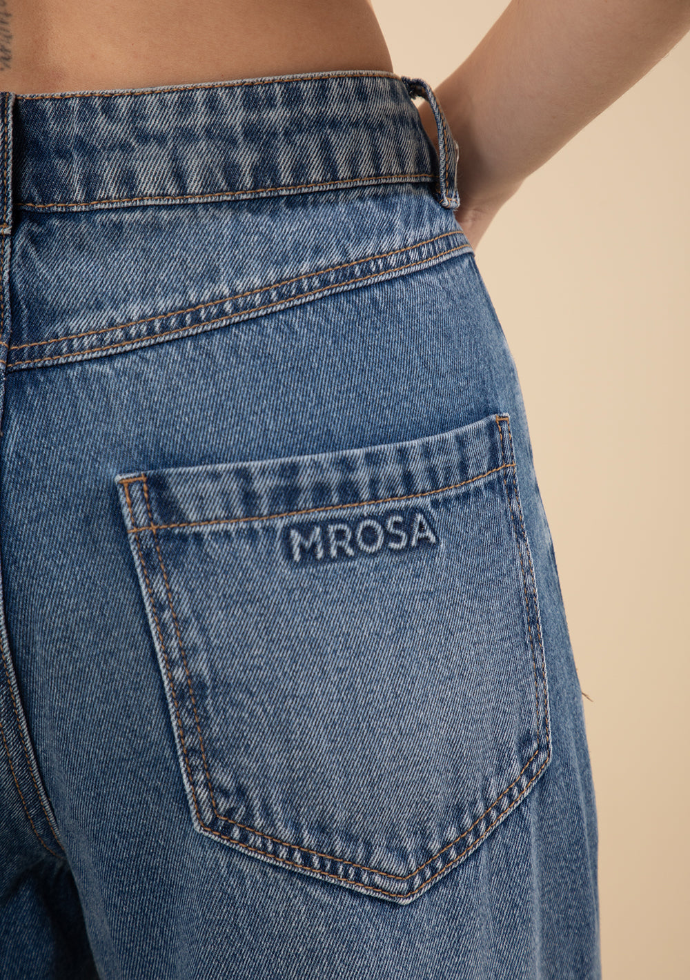 Jeans Wide Tiro Alto