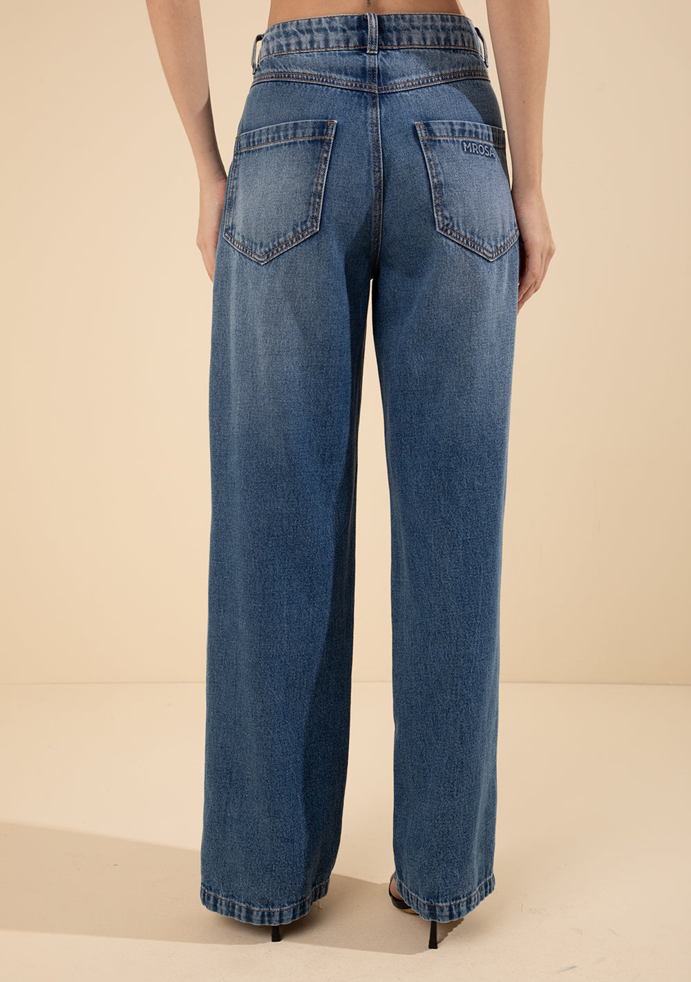 Jeans Wide Tiro Alto