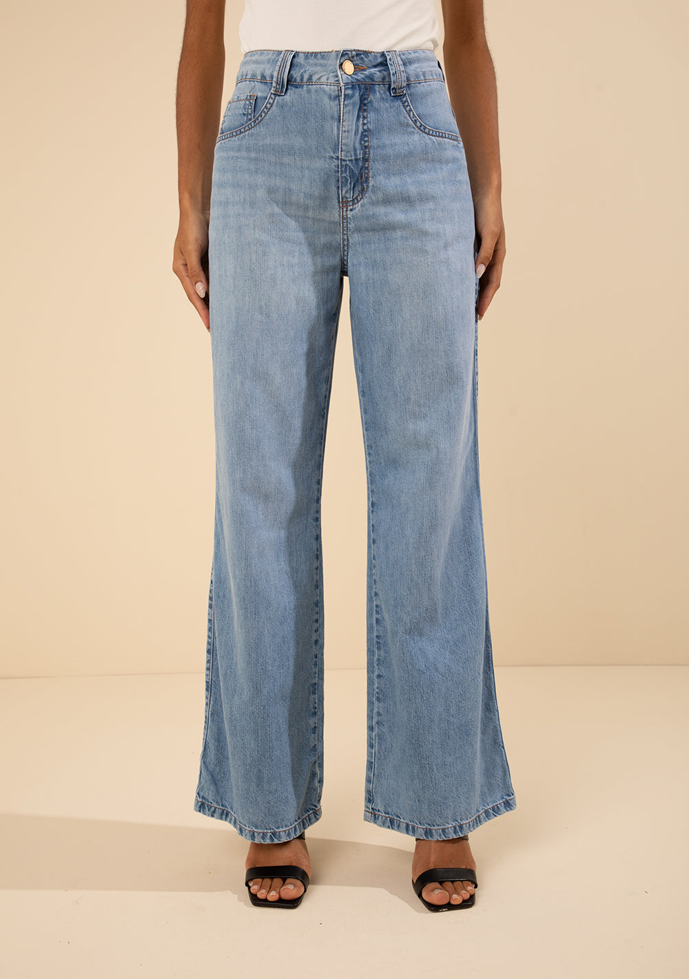 Jeans Wide Tiro Alto