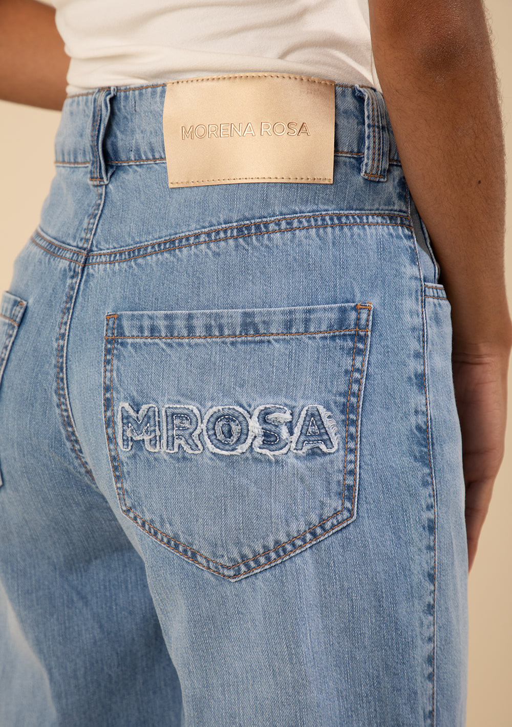 Jeans Wide Tiro Alto