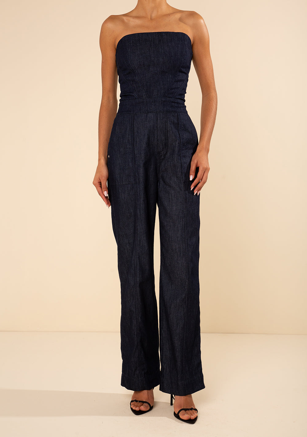 Enterizo Jeans Largo Ajustado Escote Recto Sin Mangas