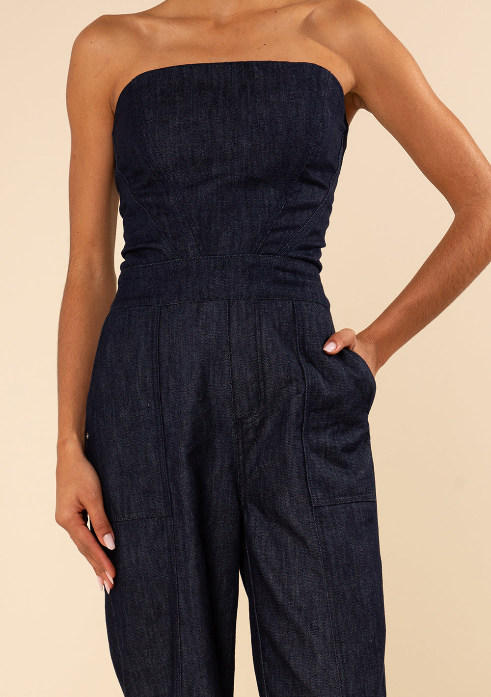 Enterizo Jeans Largo Ajustado Escote Recto Sin Mangas