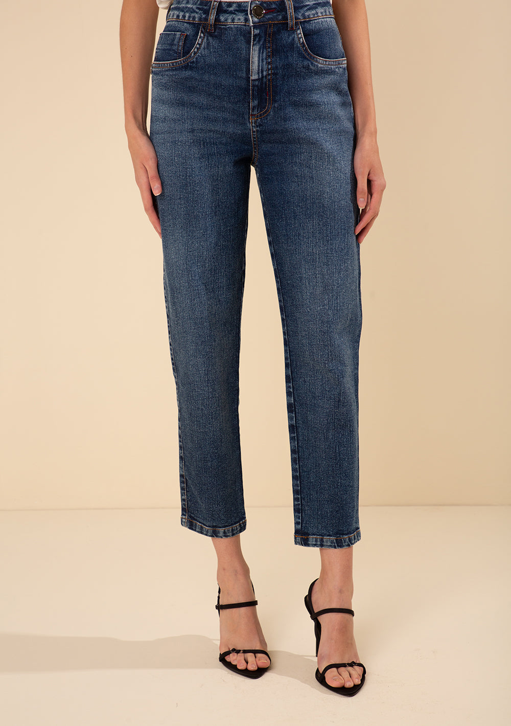 Pantalón Jeans Mom Tiro Alto