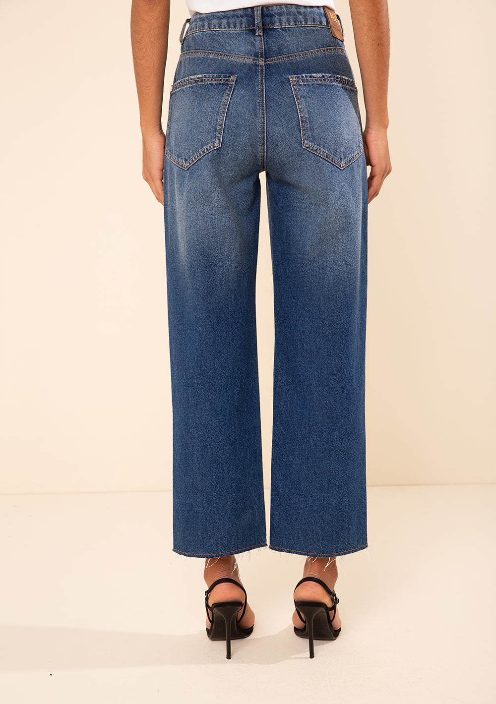 Pantalón Jeans Recto Tiro Alto