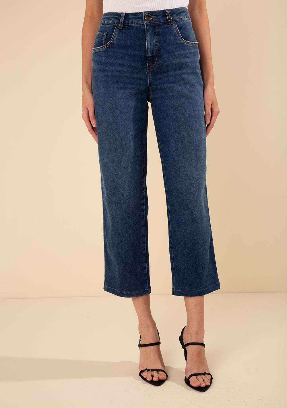 Pantalón Jeans Recto Tiro Medio