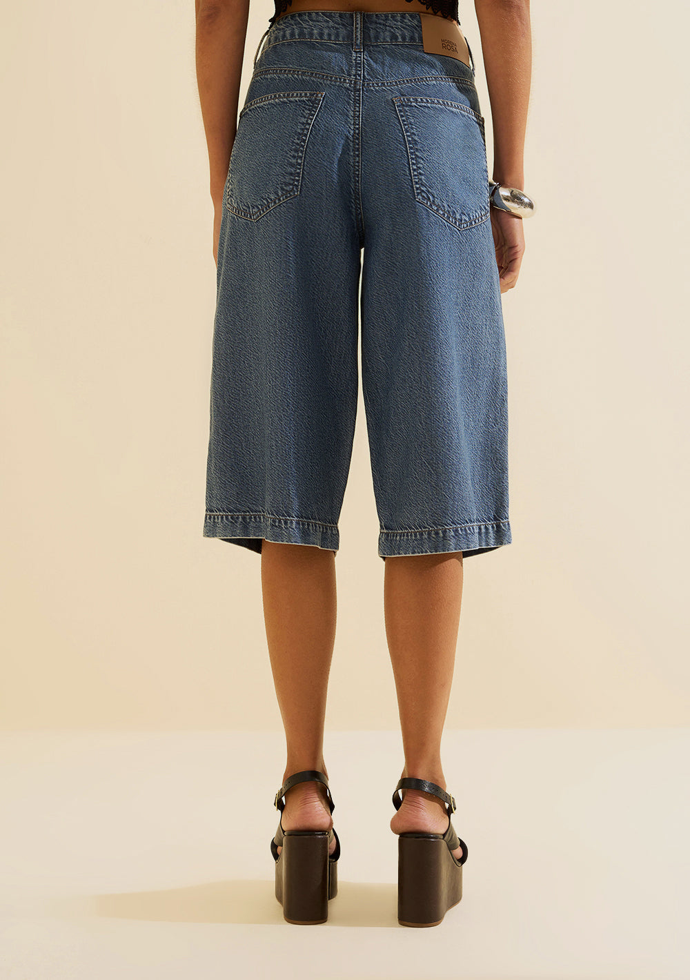 Bermuda Jeans Recta Tiro Alto