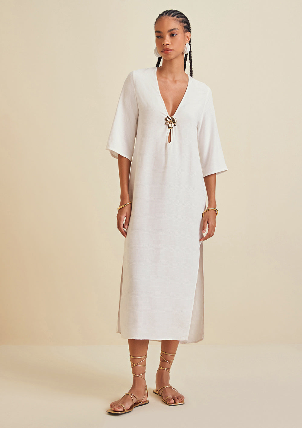 Vestido Midi Escote en V Con Detalle Metálico