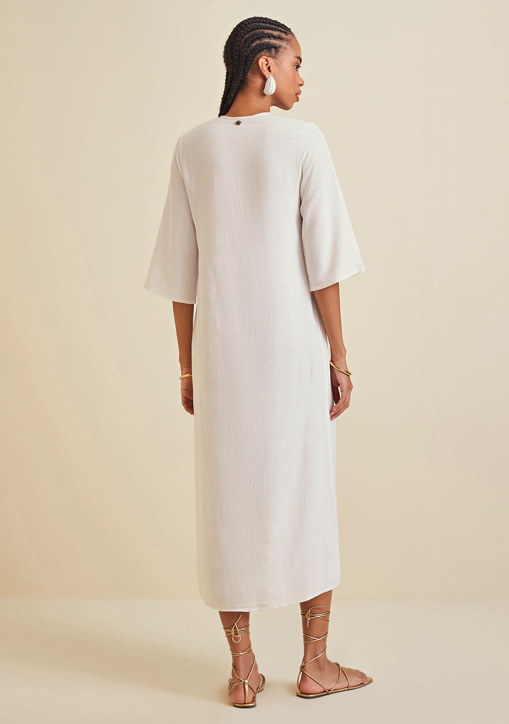 Vestido Midi Escote en V Con Detalle Metálico