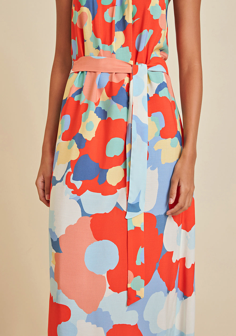 Vestido Largo Cuello Francés Con Fruncido