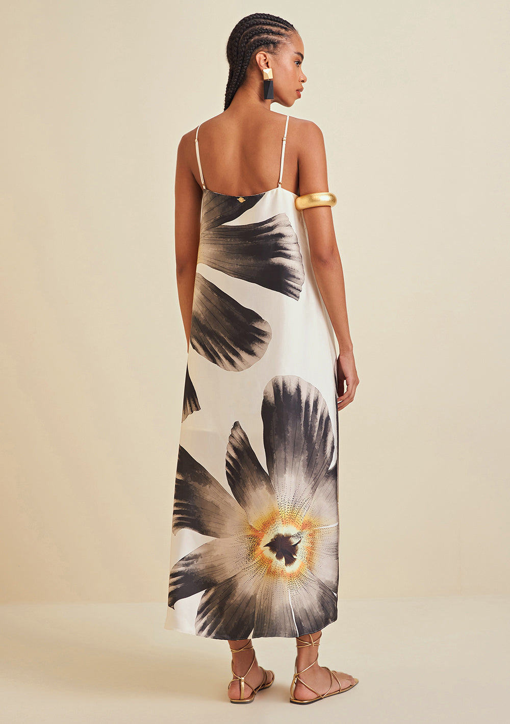 Vestido Largo Escote Recto Estampa Frontal