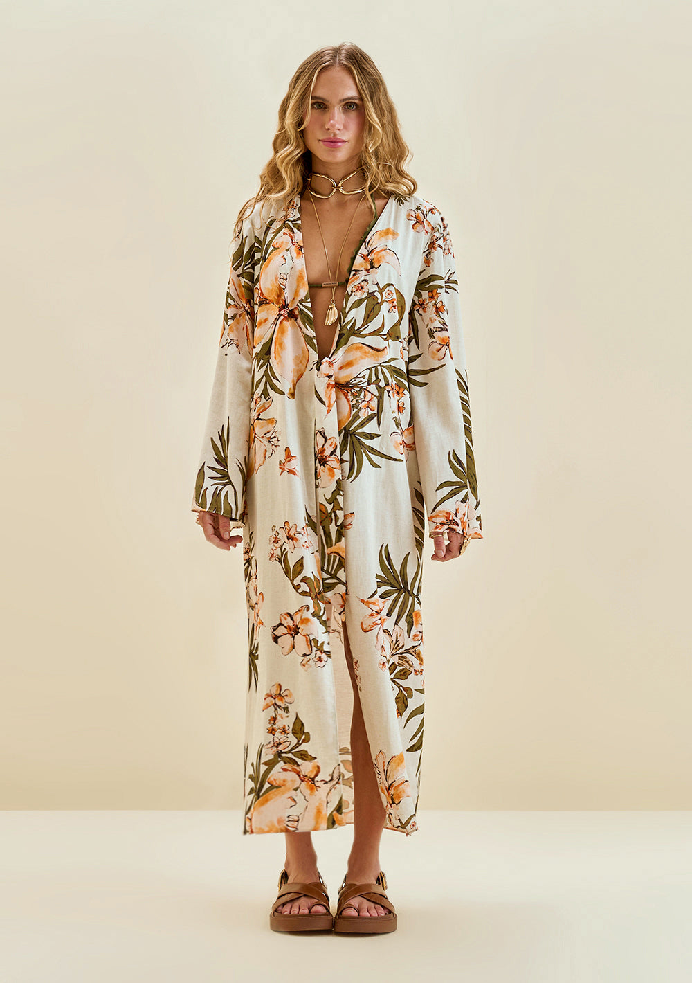 Vestido Suelto Escote en V Mangas Largas Midi