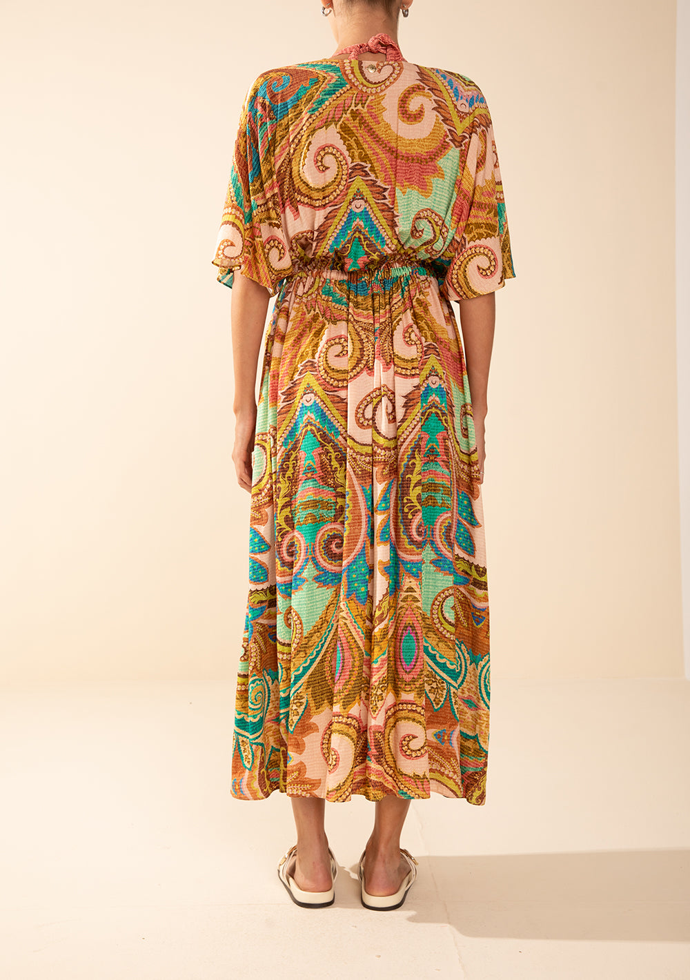 Vestido Suelto Escote En V Mangas Cortas Corto