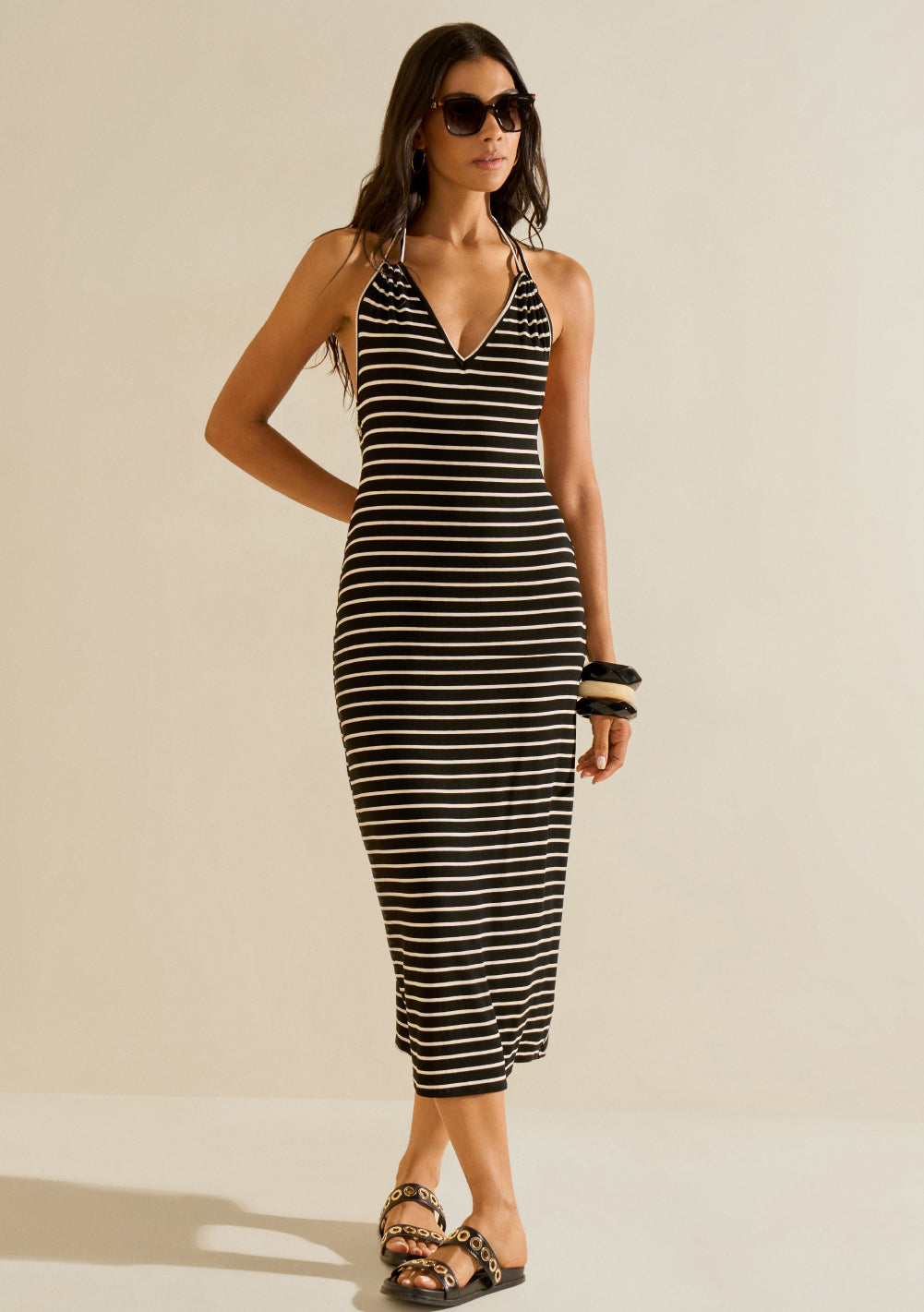 Vestido Ajustado Escote En V Con Tirantes Midi