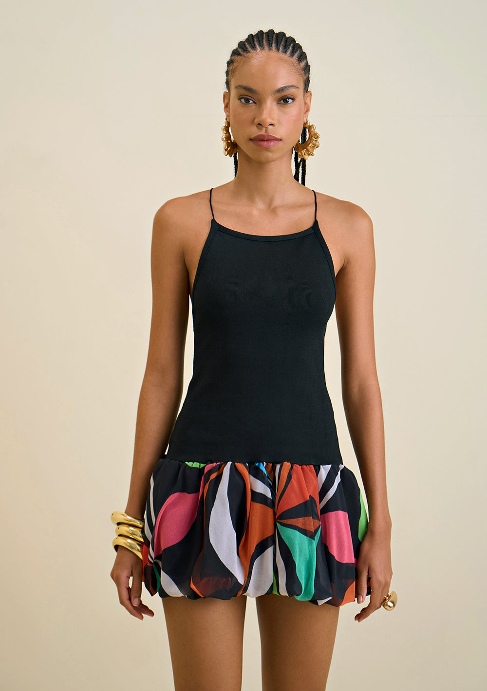 Vestido Ajustado Cuello Francés Con Tirantes Corto