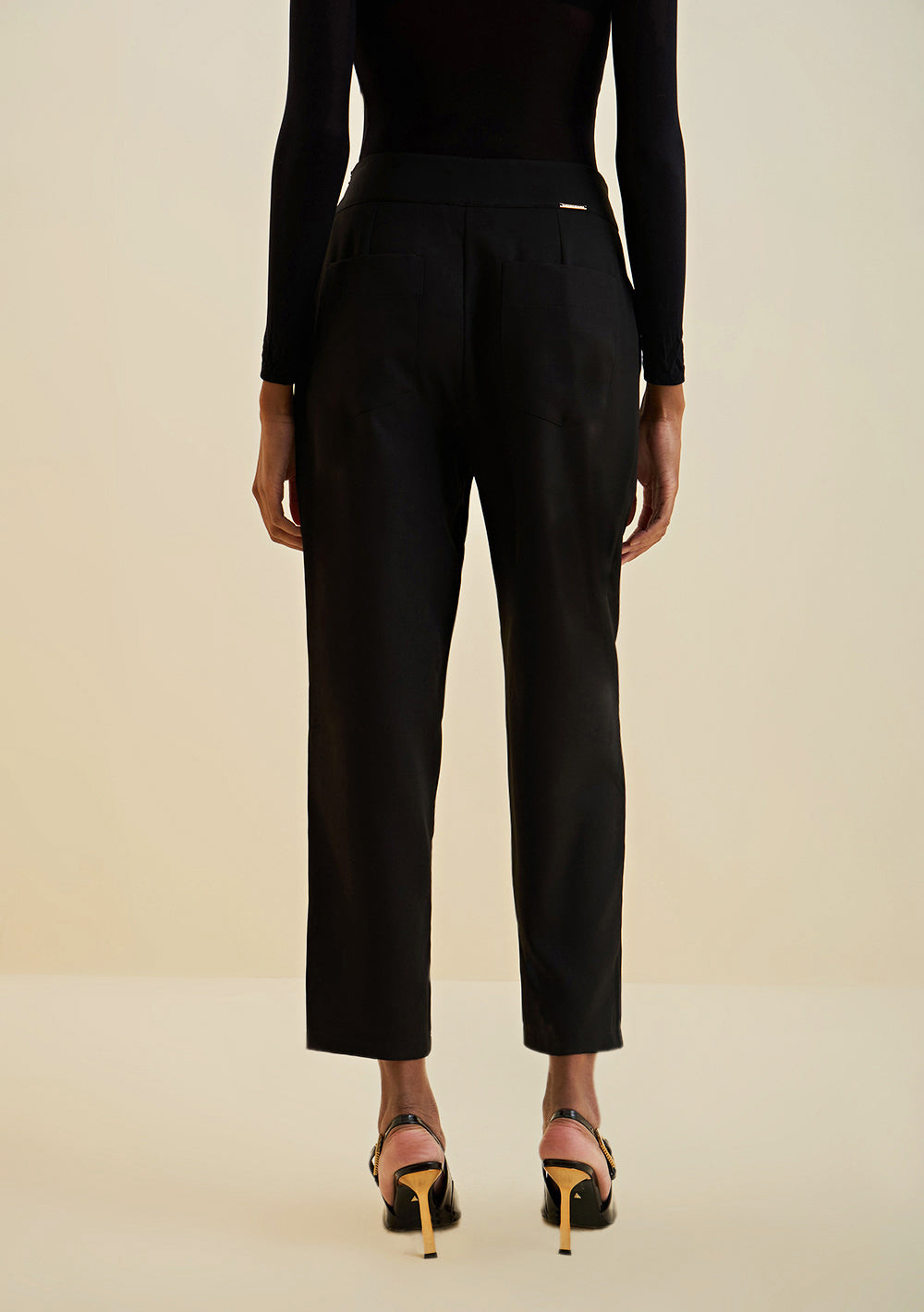 Pantalón Carrot Fit Tiro Alto