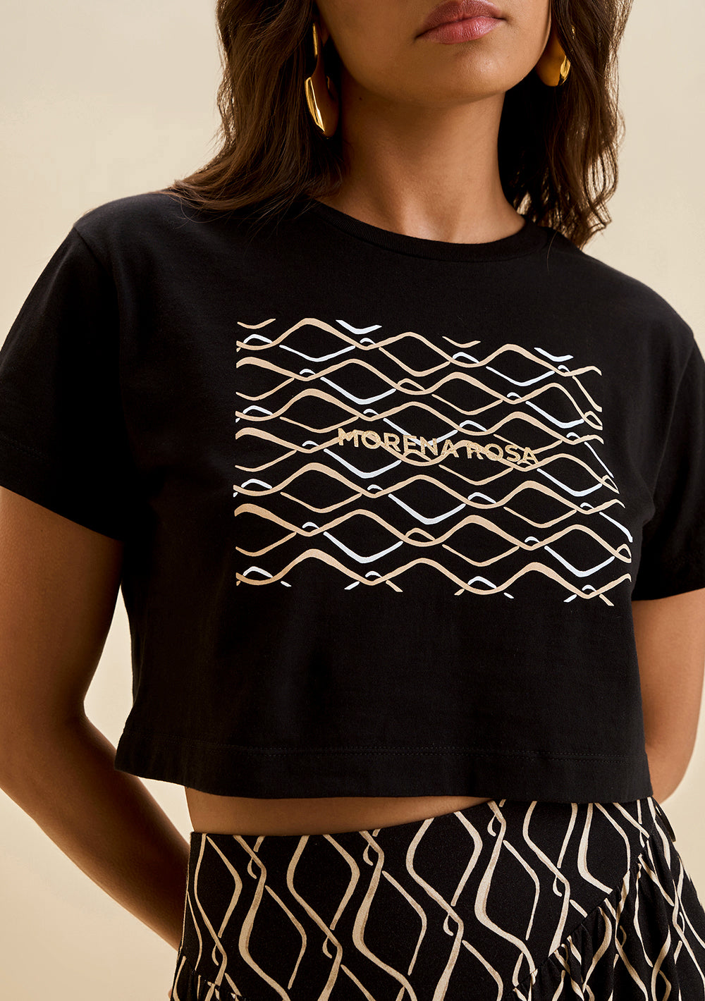 Blusa Suelta Escote Redondo Mangas Cortas Cropped