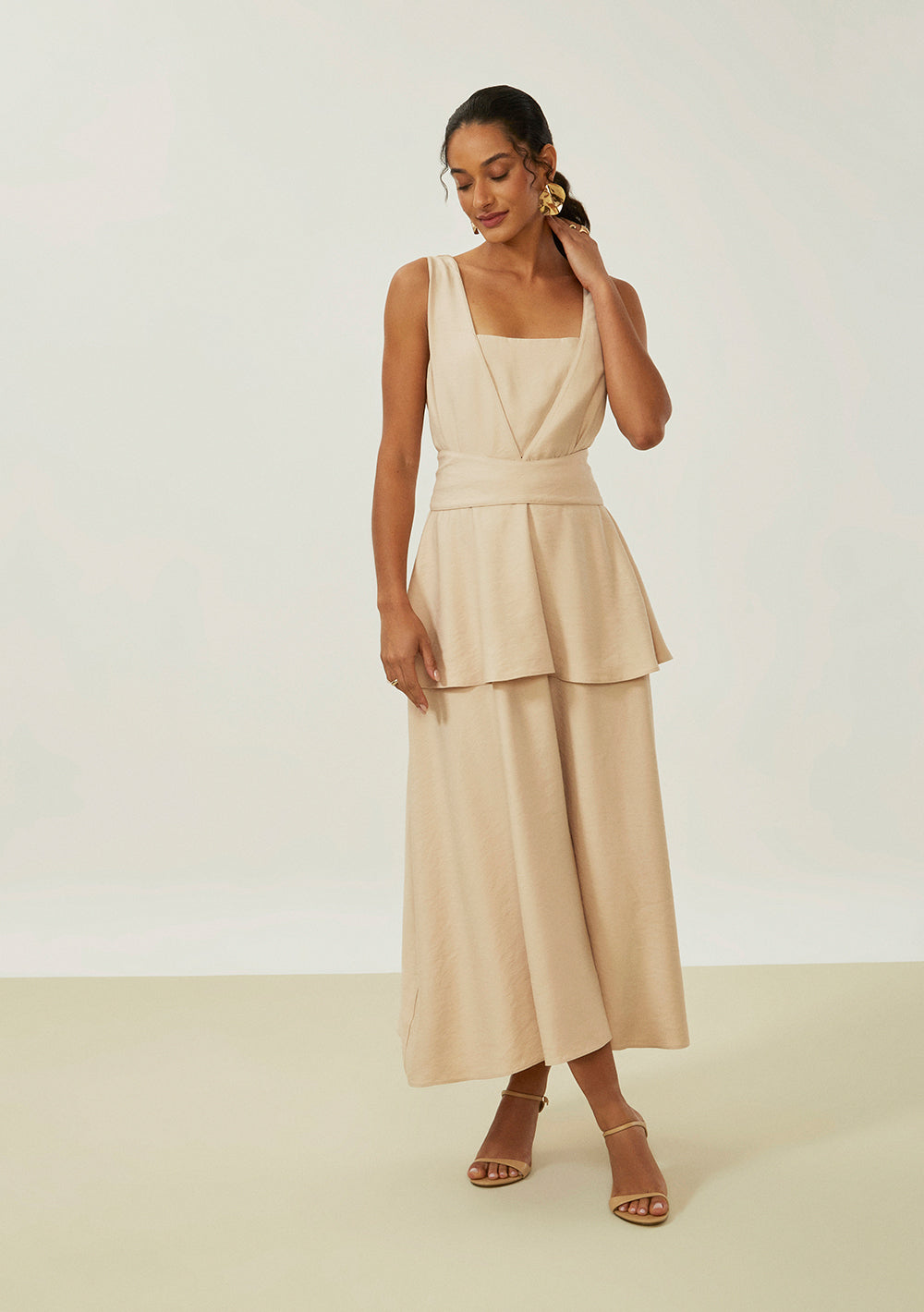 Vestido Ajustado Escote en V Sin Mangas Midi