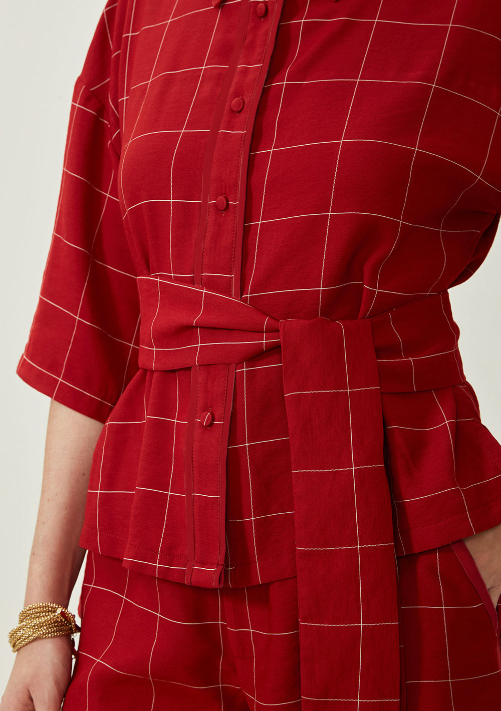 Camisa Suelta Cuello Clásico Mangas Cortas