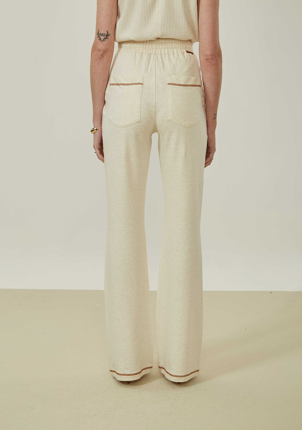 Pantalón Boot Cut Tiro Alto