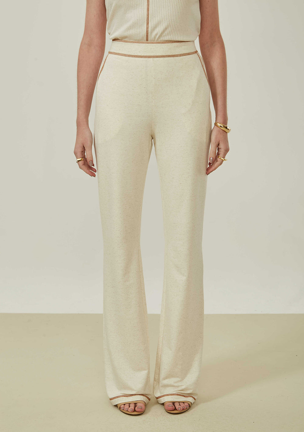 Pantalón Boot Cut Tiro Alto
