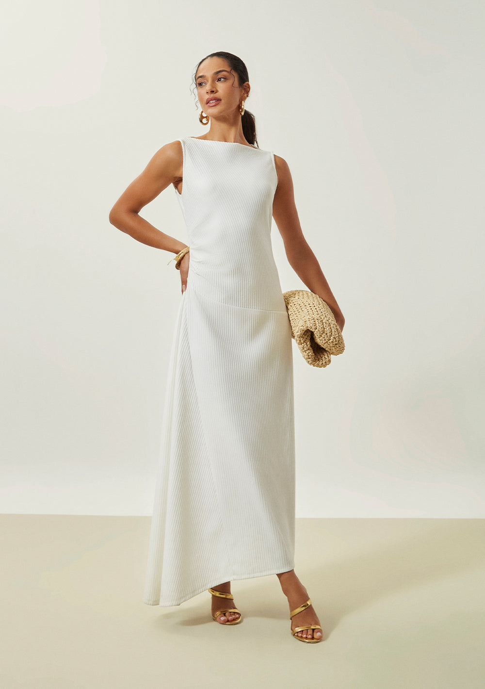 Vestido Ajustado Escote Canoa Sin Mangas Midi