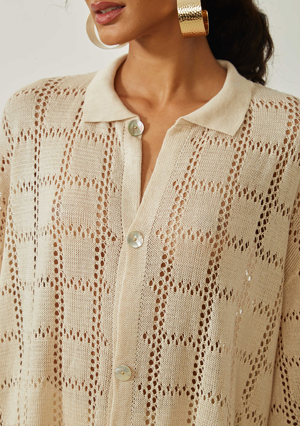 Camisa Oversized Cuello Clásico Mangas Cortas