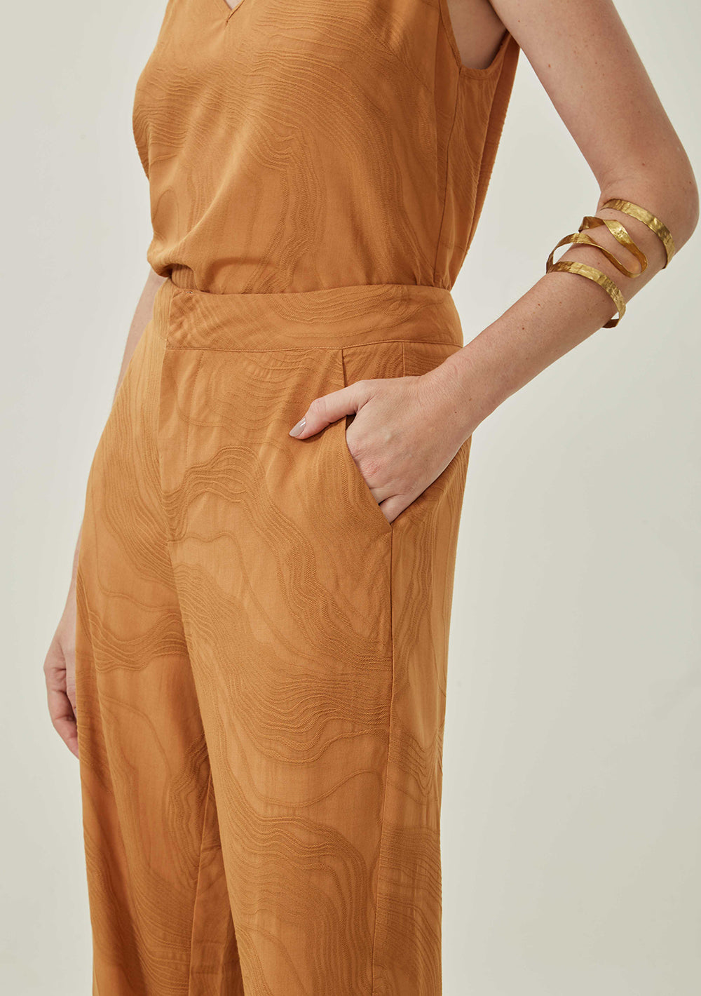 Pantalón Recto Tiro Alto