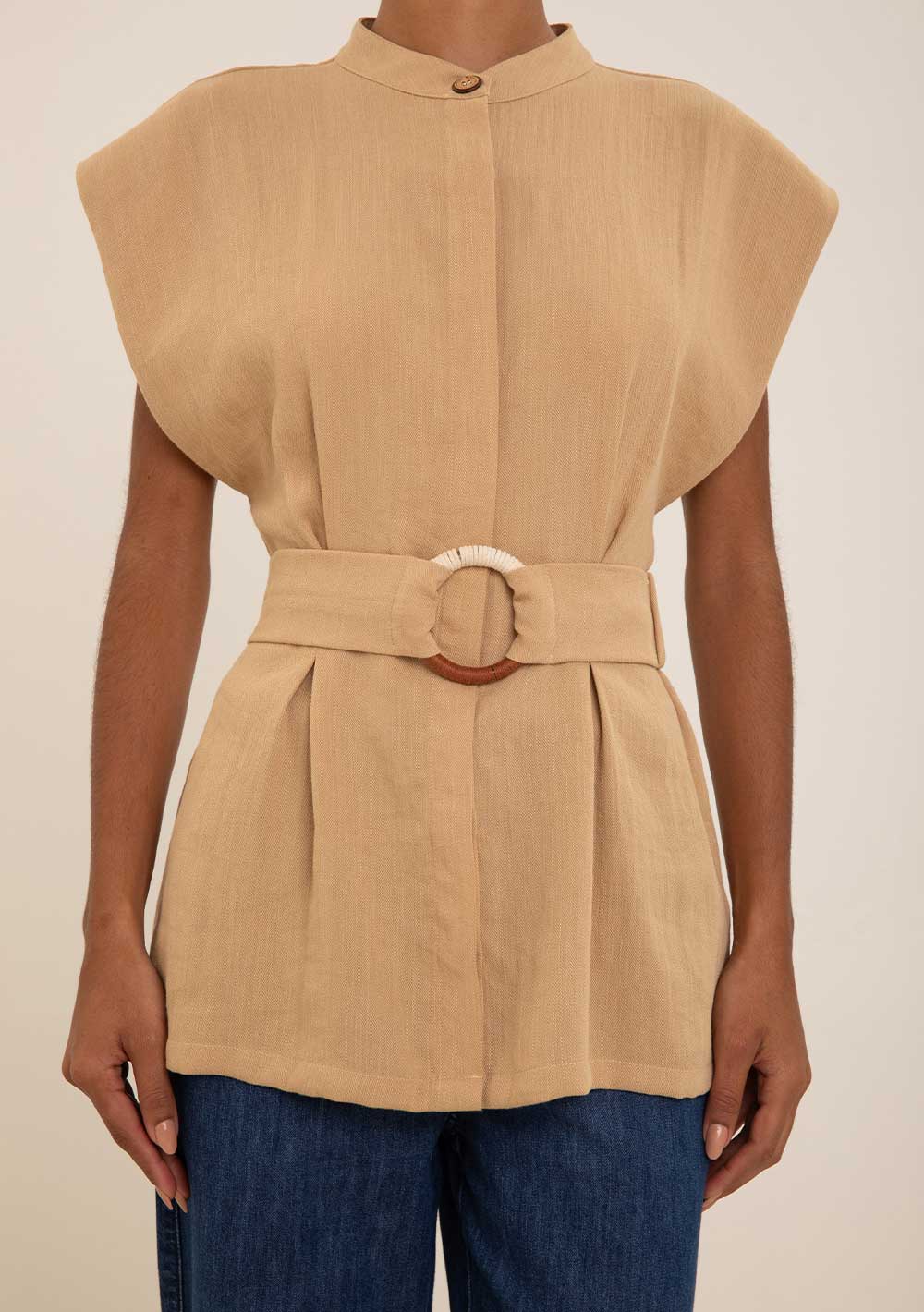 Blusa Ajustada Cuello Mao Sin Tirantes