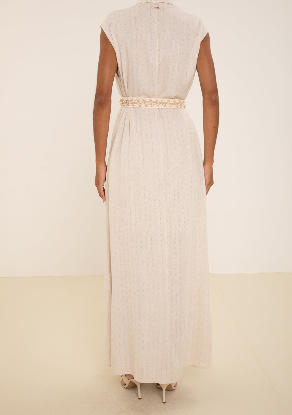 Vestido Largo Suelto Cuello Clásico Sin Mangas