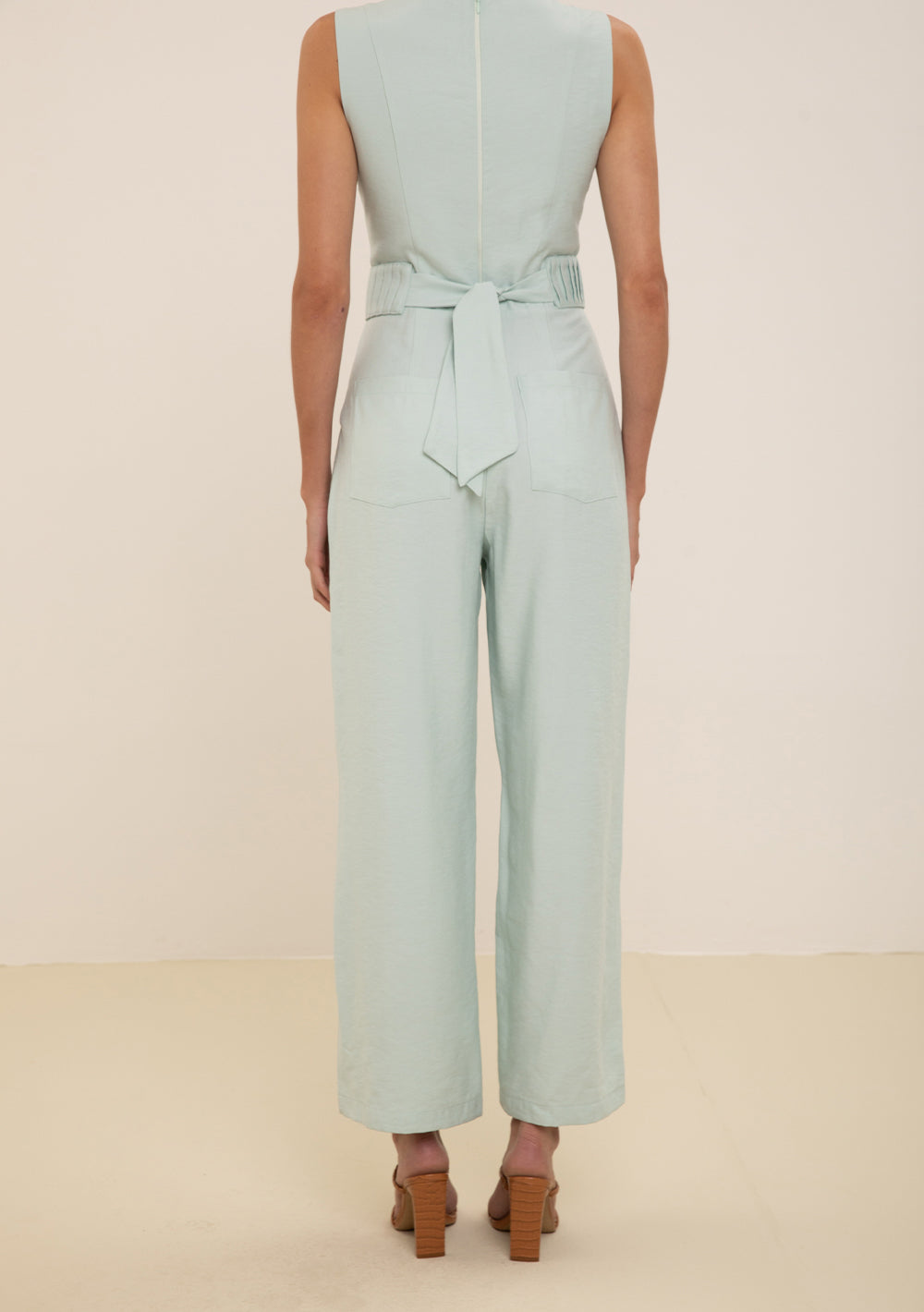 Enterizo Largo Suelto Escote En V Sin Mangas