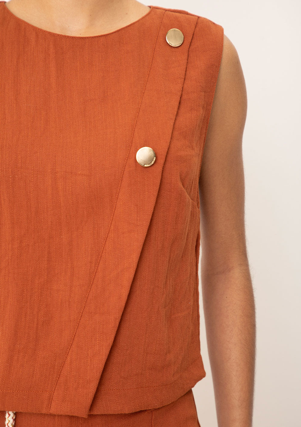 Blusa Suelta Escote Redondo Sin Mangas