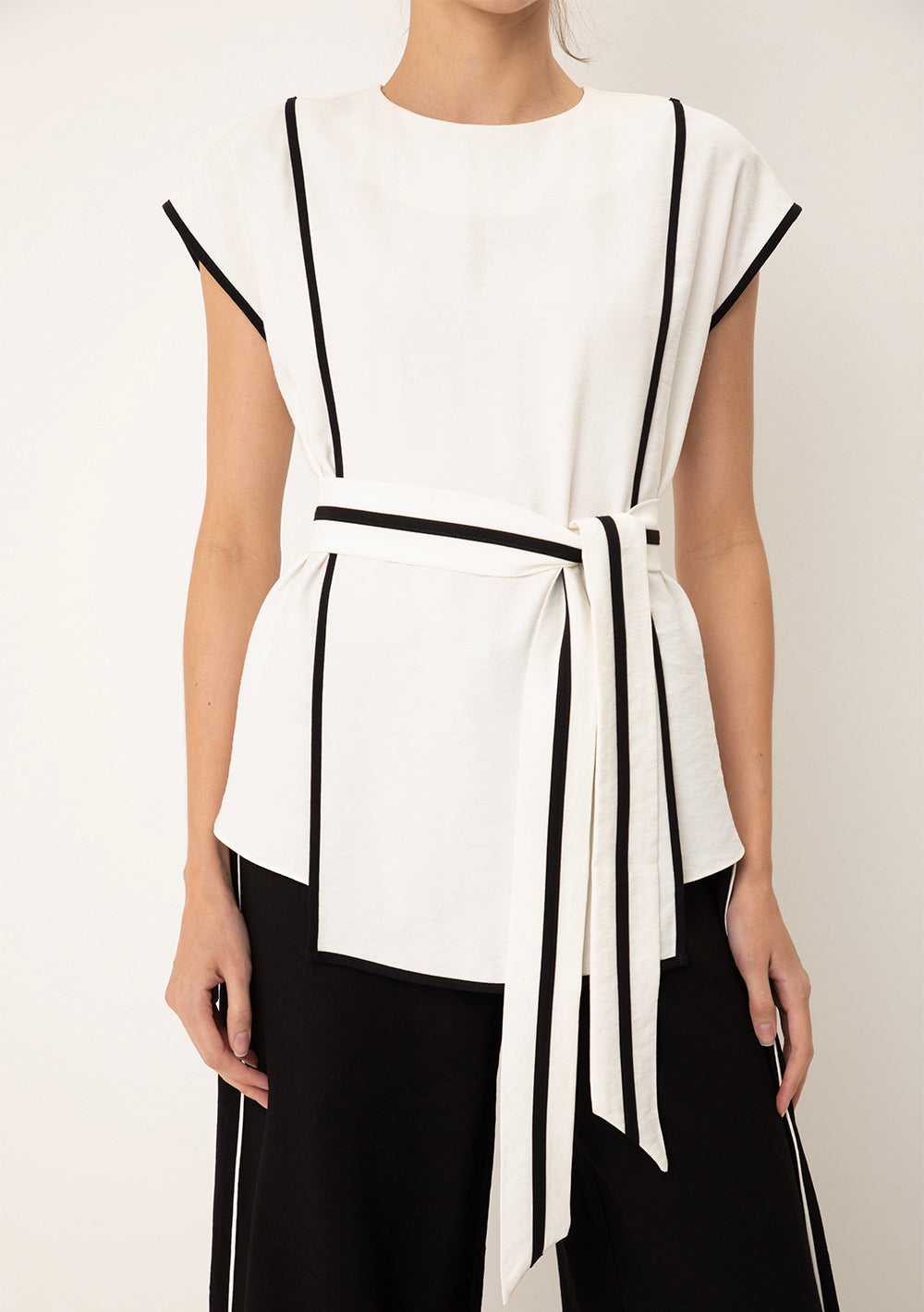 Blusa Suelta Escote Redondo Sin Mangas