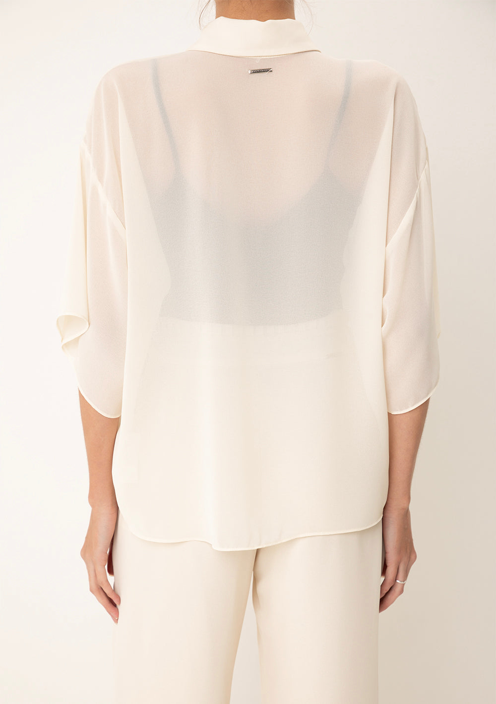 Camisa Suelta Cuello Clásico Mangas Cortas