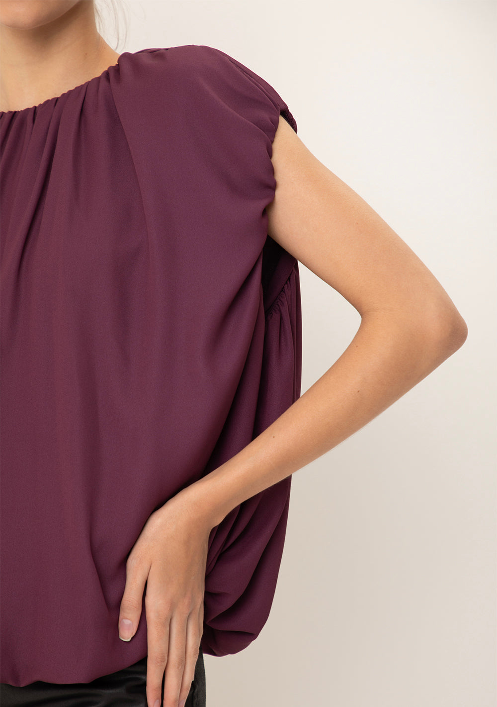 Blusa Suelta Escote Redondo Sin Mangas